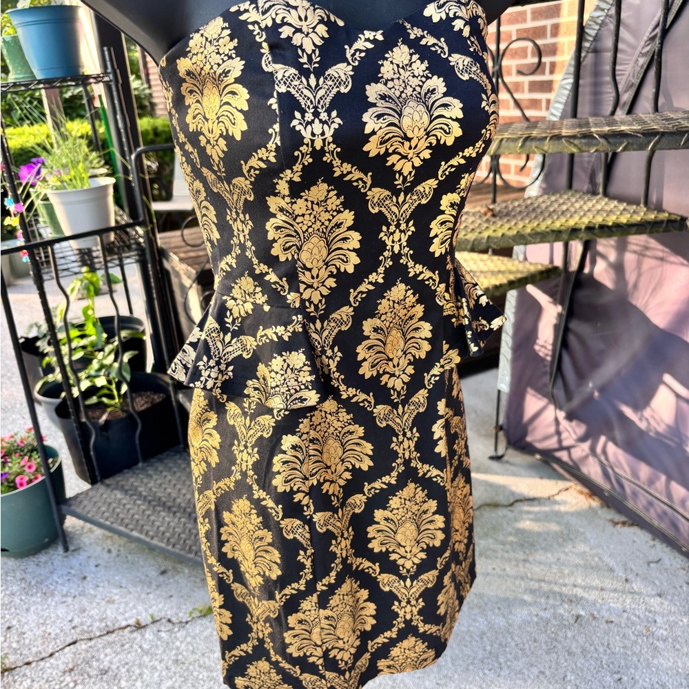 XTATEN Elegant Black & Gold Strapless Dress NWT Gorgeous for Formal Event Small - Picture 4 of 8